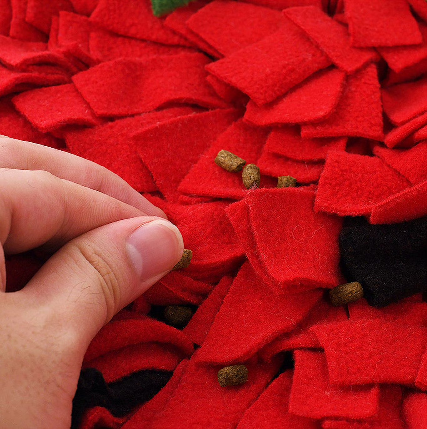 Small Animal Snuffle Mat Fleece Foraging Mats Interactive Feeding Toy Rabbit Guinea Pig Rat Hamster anti Slip Treat Dispenser